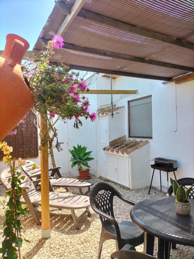 Finca Abril 2 Piscina Compartida Villa Roche Kültér fotó